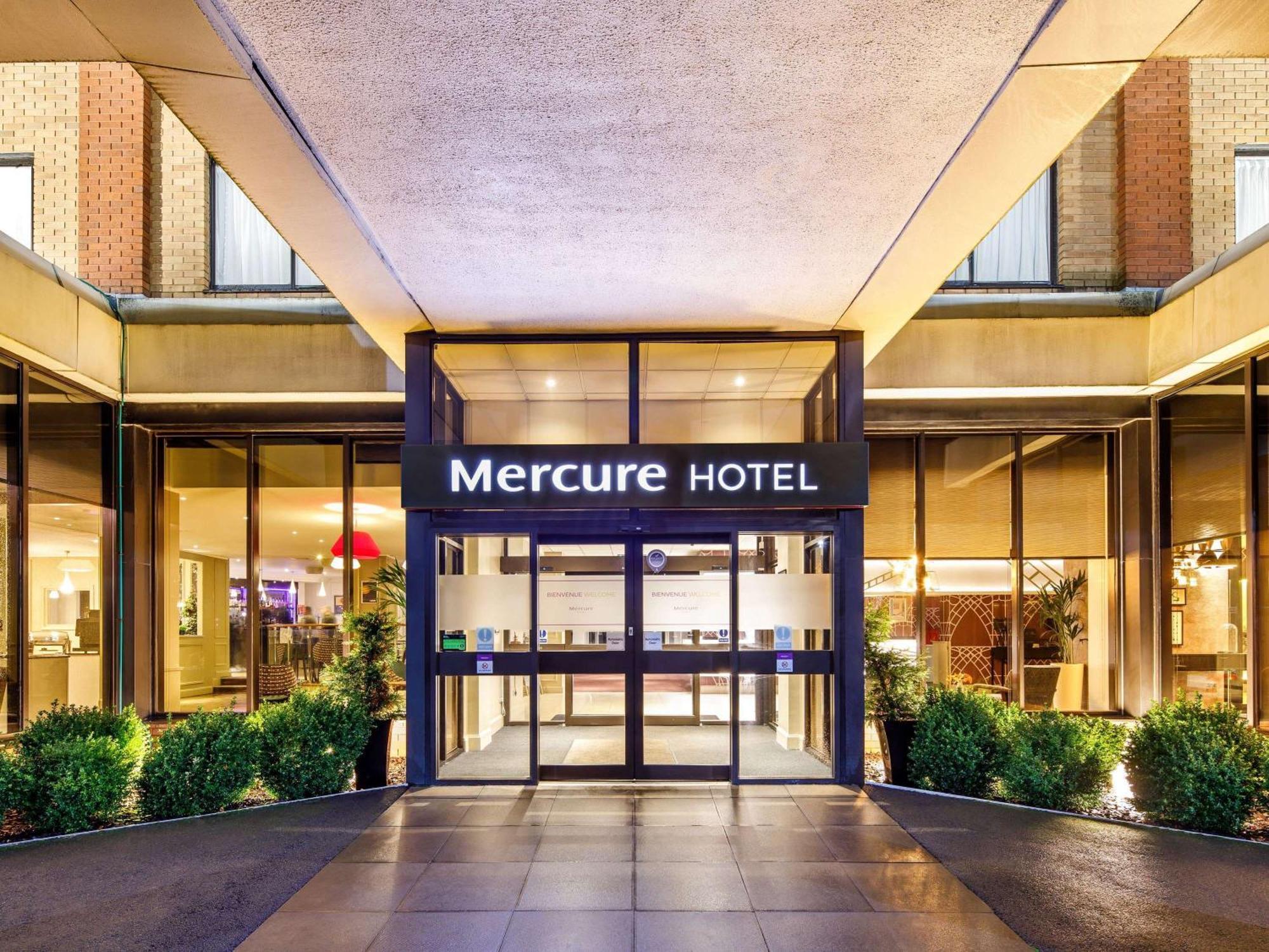 Mercure Telford Centre Hotel מראה חיצוני תמונה